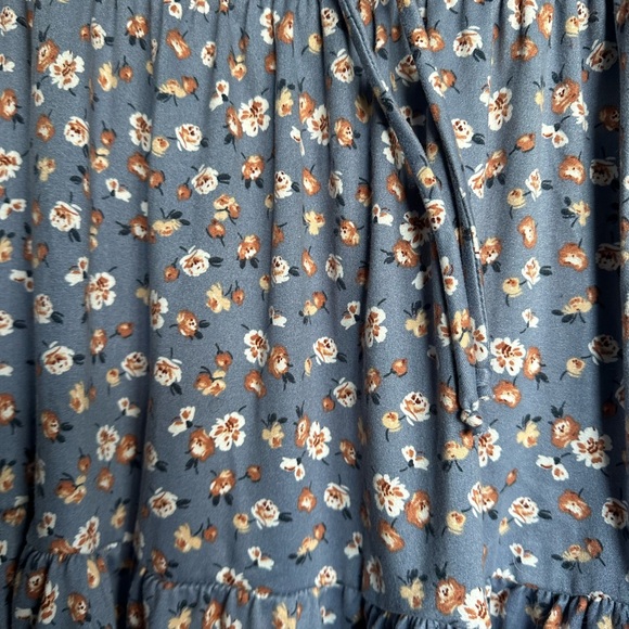 Jessica Simpson Quarter Sleeve Mini Dress - Picture 2 of 4